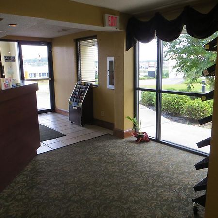 Budgetel Inn & Suites Macon Exterior foto