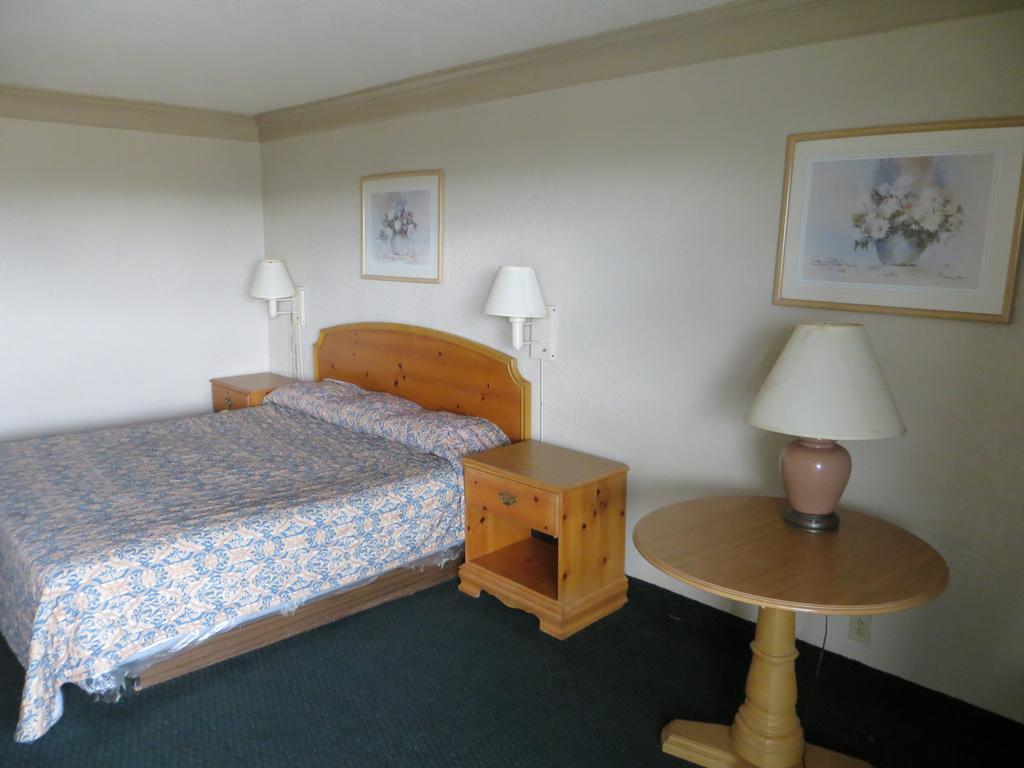 Budgetel Inn & Suites Macon Zimmer foto