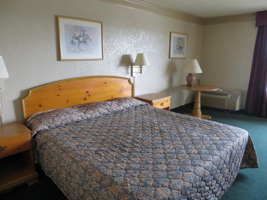 Budgetel Inn & Suites Macon Zimmer foto